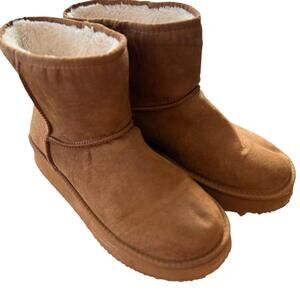 Arizona Faux Fur Faux Suede Ankle Booties Size 11